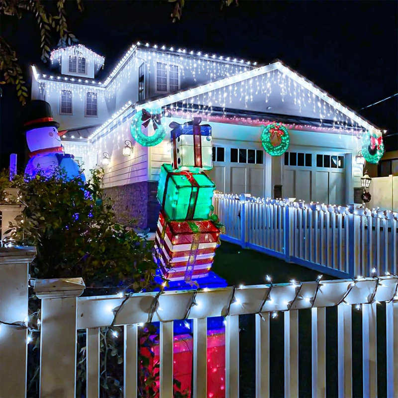 The Holiday Aisle 66ft Christmas Lights Outdoor for House 640 LED Icicle Lights for Outside Clear Wire Connectable Twinkle Lights with 8 Modes Timer Waterproof for